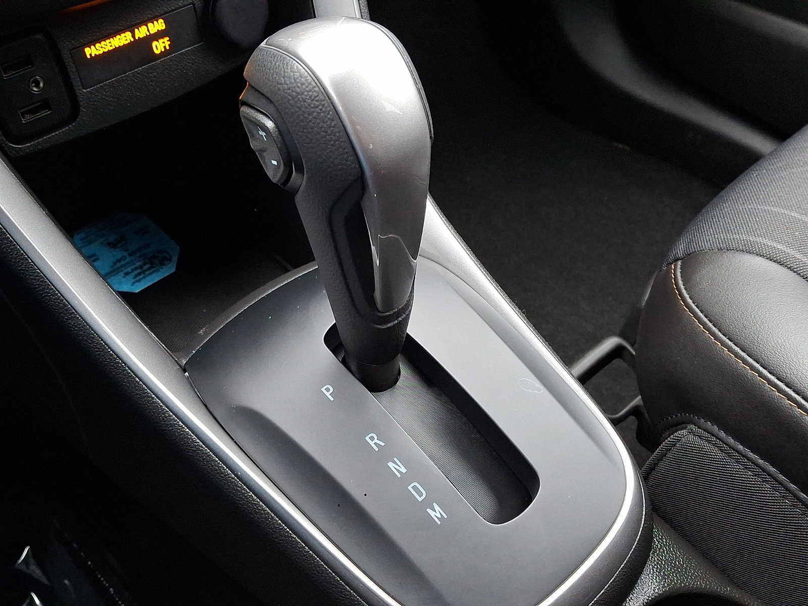 Used 2022 Chevrolet Trax LT w/ LT Convenience Package image 14