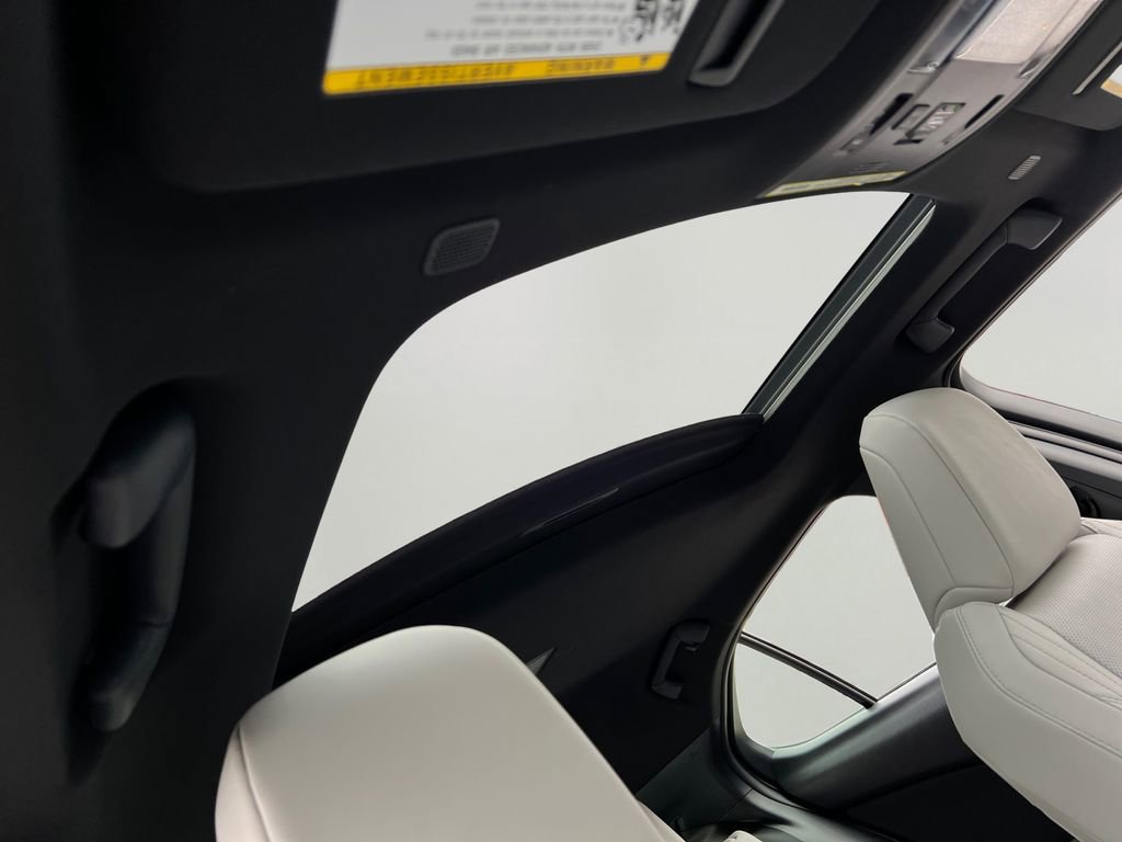 New 2025 Lexus UX 300h AWD image 4