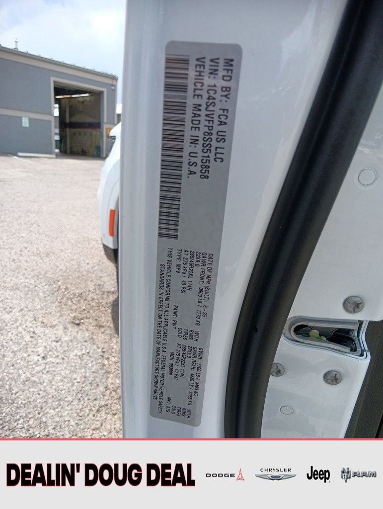 New 2025 Jeep Grand Wagoneer Series II Obsidian w/ Quick Order Packagew 28T image 31