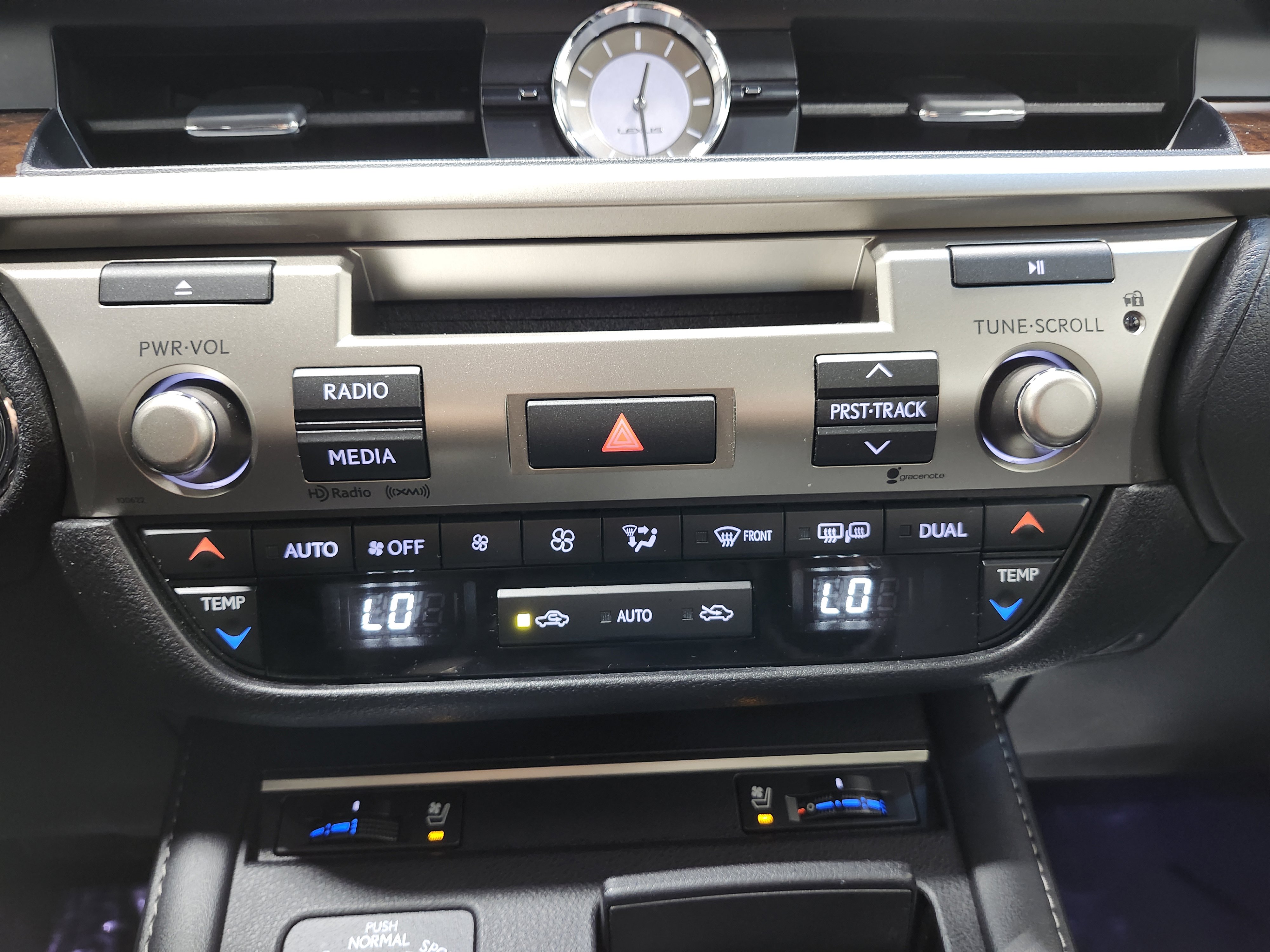 Used 2016 Lexus ES 350 w/ Premium Package w/Wood Trim image 35