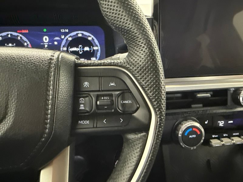 Used 2024 Toyota Tacoma TRD Off-Road AWD/4WD image 27