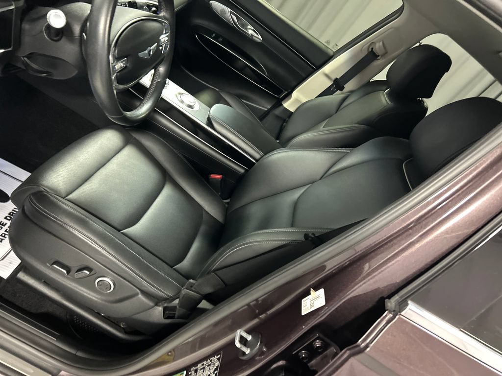 Used 2022 Genesis GV70 2.5T AWD/4WD image 10