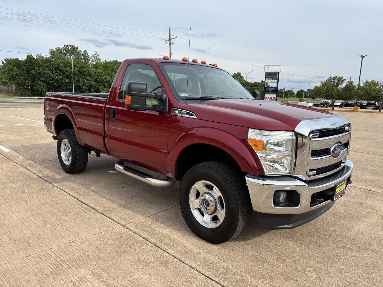 Used 2016 Ford F350 XLT AWD/4WD image 4
