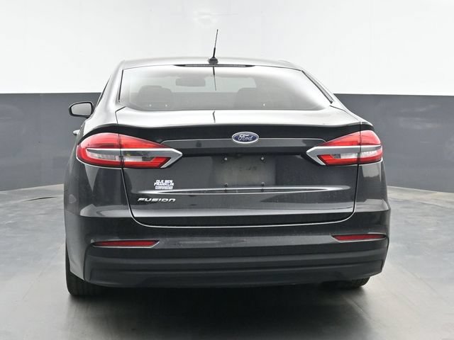 Used 2019 Ford Fusion S FWD image 13