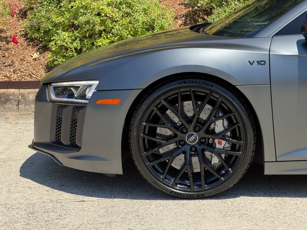 Used 2017 Audi R8 V10 plus AWD/4WD image 10