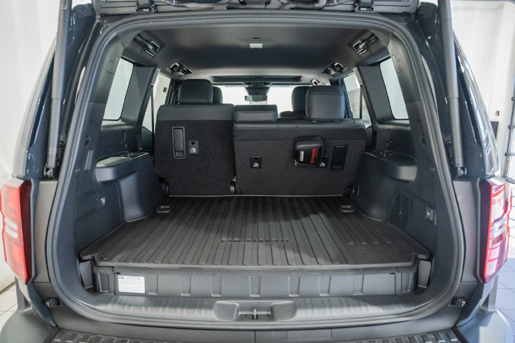 New 2027 Toyota Land Cruiser w/ Premium Package AWD/4WD image 9