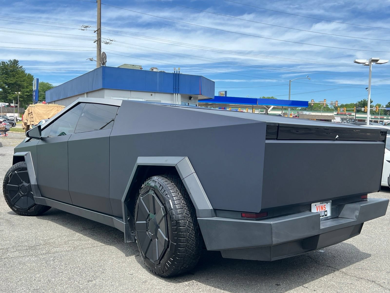 Used 2024 Tesla Cybertruck Cyberbeast AWD/4WD image 12