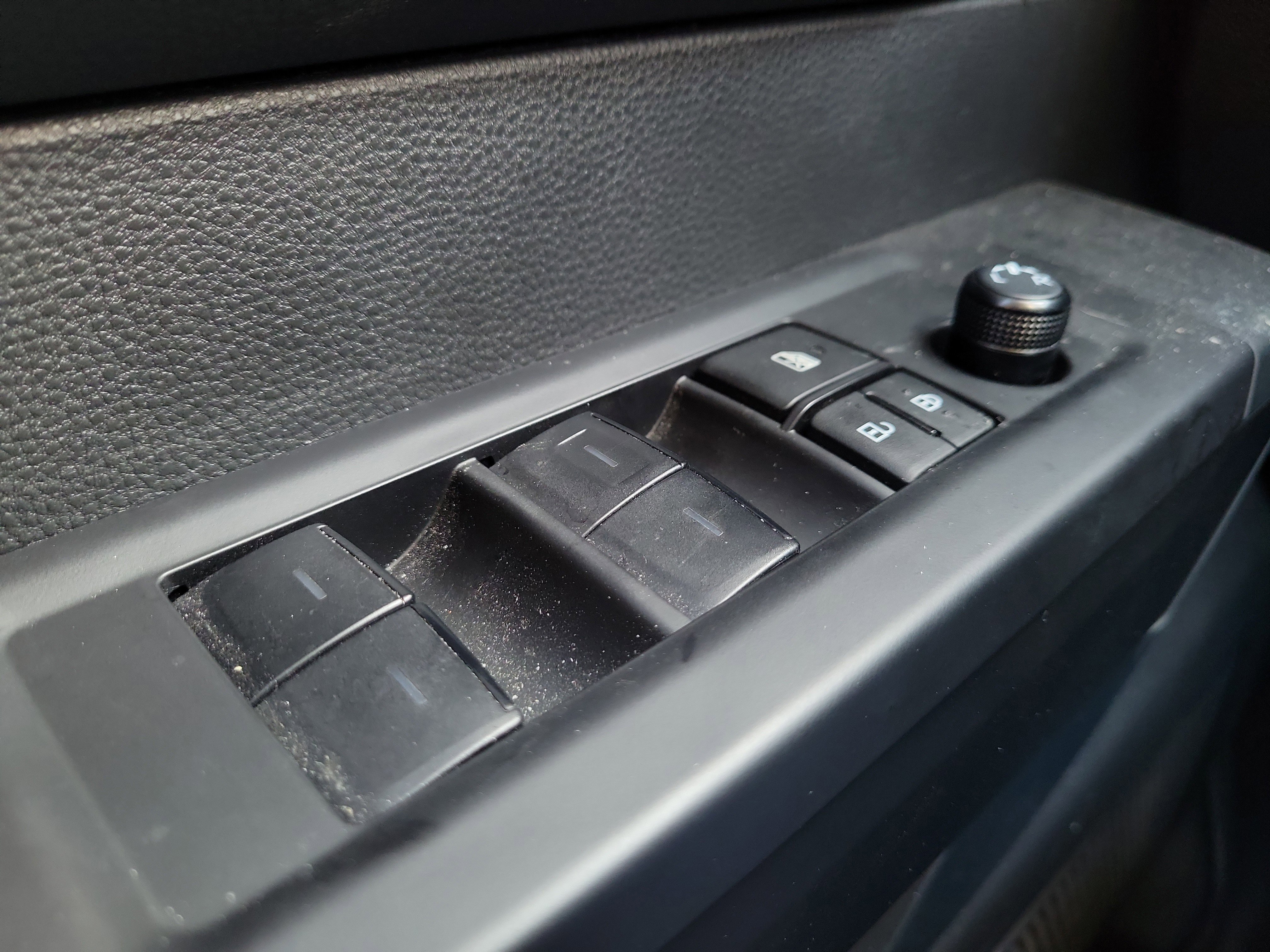 Used 2024 Toyota Tundra SR5 w/ SR5 Convenience Package image 19