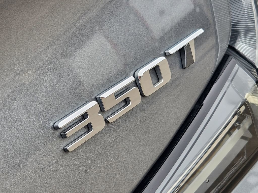 Used 2024 Cadillac XT4 Sport w/ Cold Weather Package FWD image 12