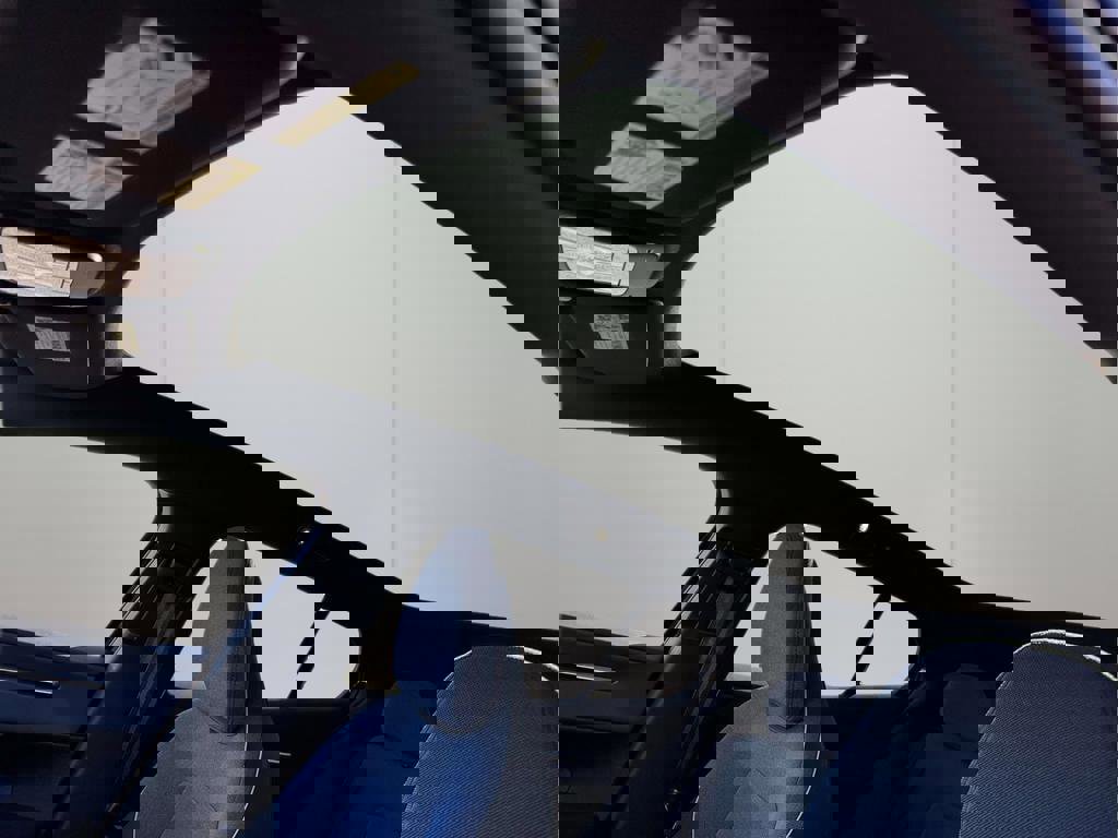 New 2026 Volvo EX30 Plus w/ Protection Package Premier image 17