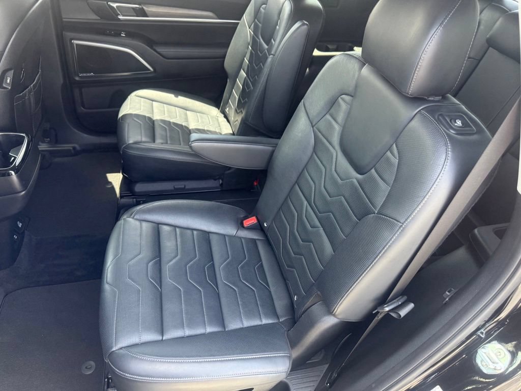 Used 2021 Kia Telluride SX w/ SX Prestige Package AWD/4WD image 30