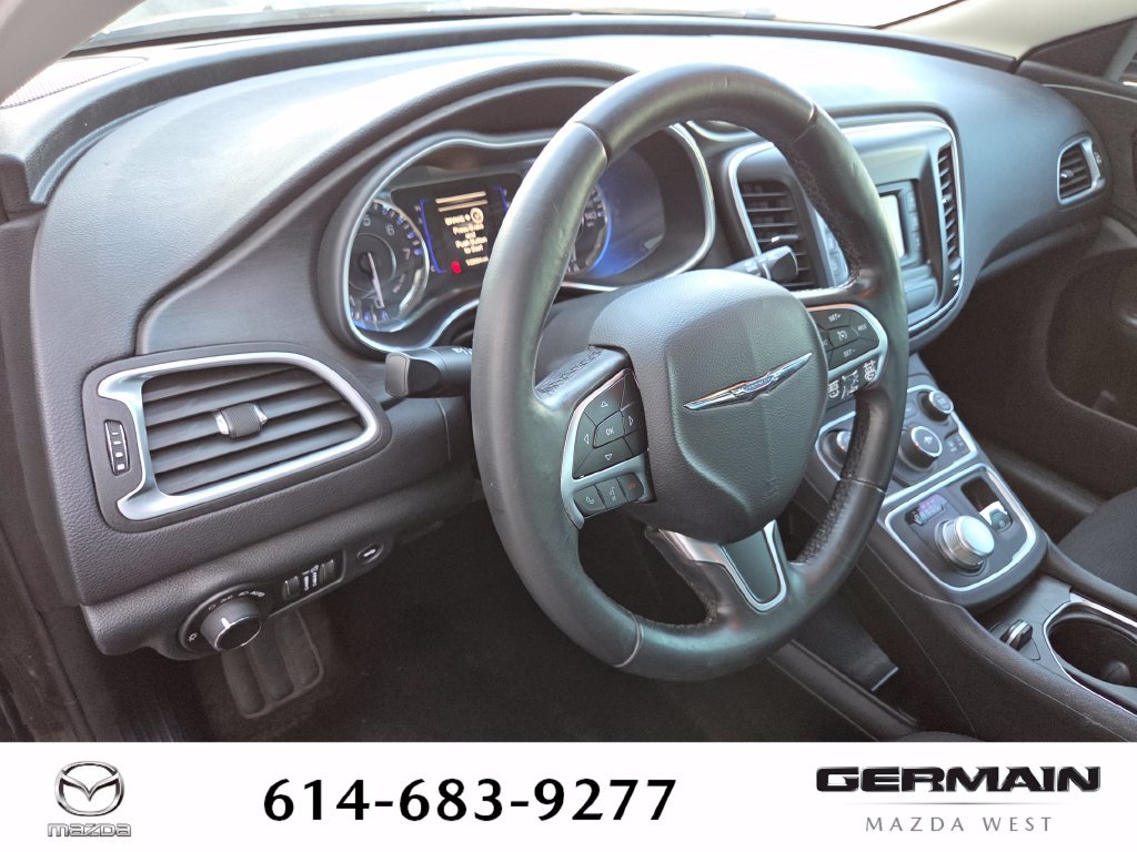Used 2015 Chrysler 200 Limited w/ Convenience Group FWD image 18
