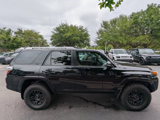 Used 2018 Toyota 4Runner SR5 Premium AWD/4WD image 4