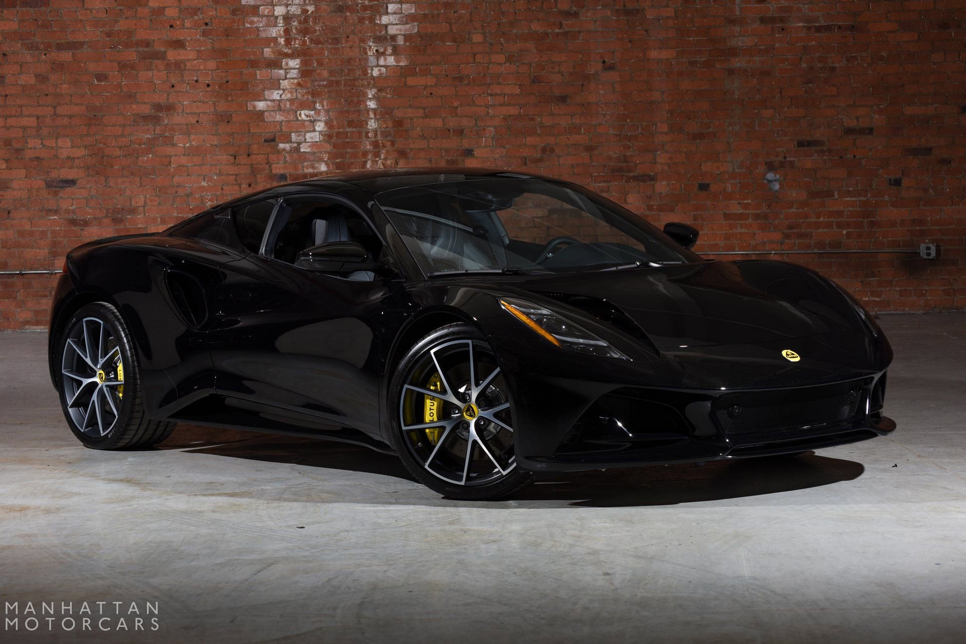 Used 2024 Lotus Emira First Edition image 3