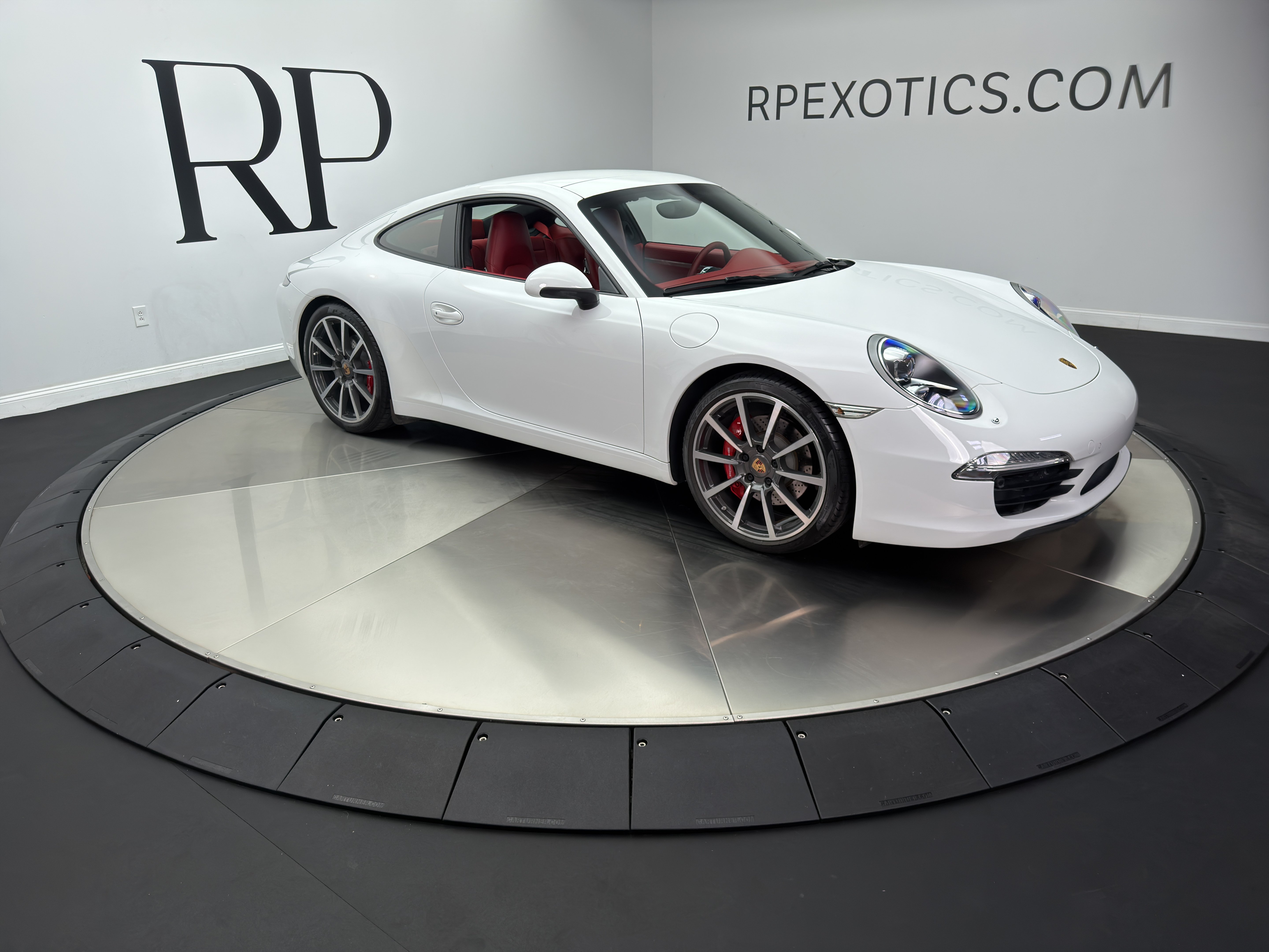 Used 2013 Porsche 911 Carrera S RWD image 8