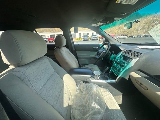 Used 2013 Ford Explorer 4WD w/ Class III Trailer Tow Pkg image 10