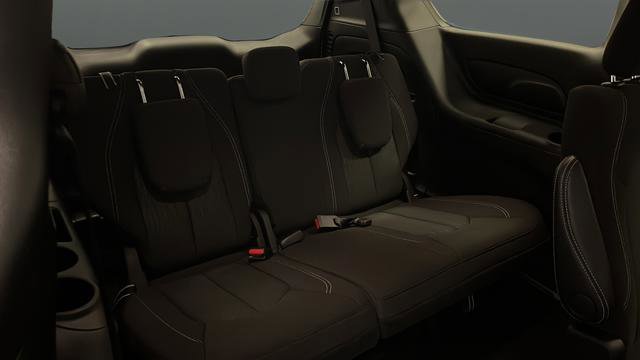 Used 2024 Chrysler Pacifica Touring image 26