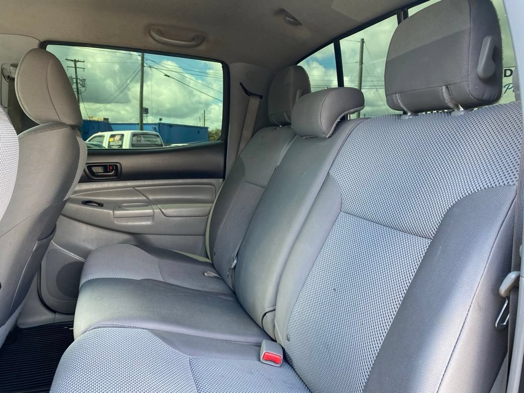Used 2015 Toyota Tacoma 4x4 Double Cab image 15