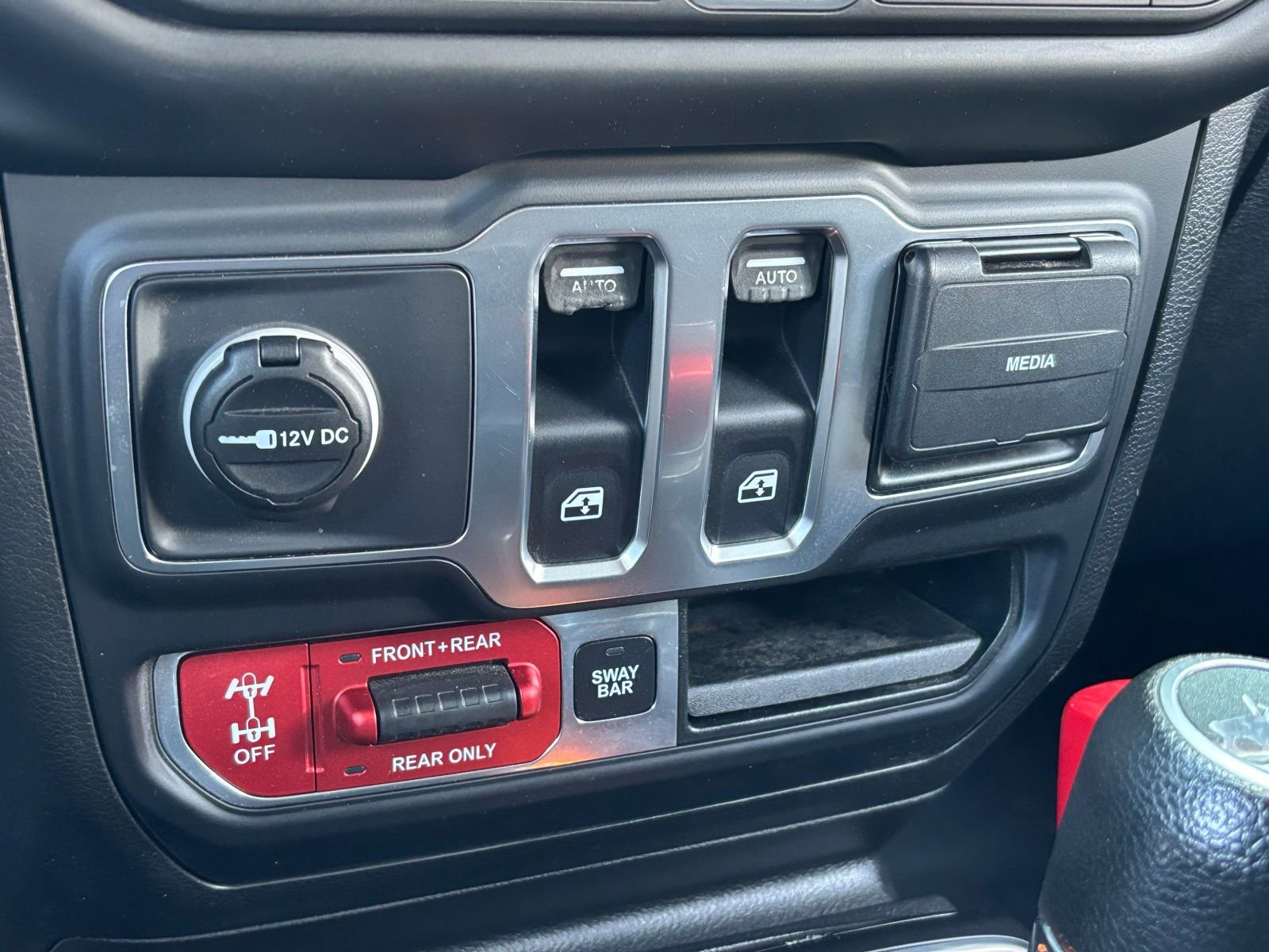 Used 2018 Jeep Wrangler Rubicon image 18