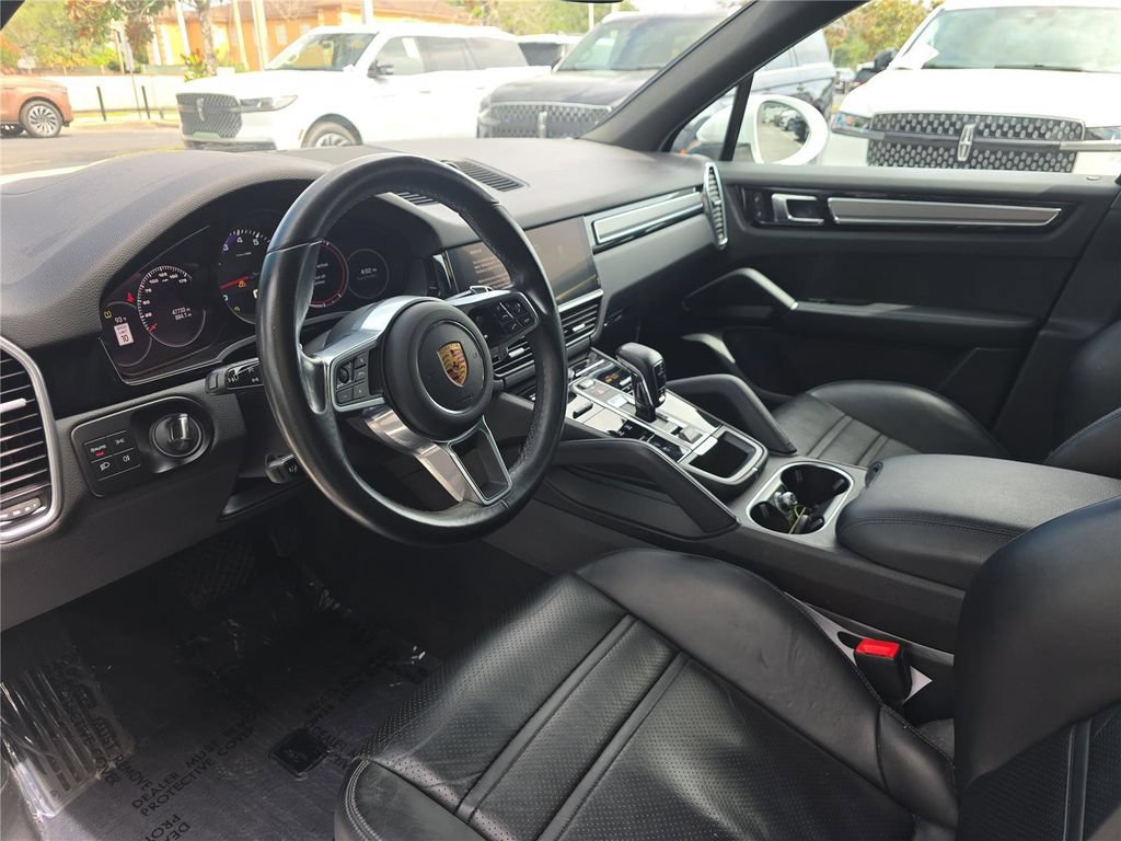 Used 2023 Porsche Cayenne Platinum Edition AWD/4WD image 15