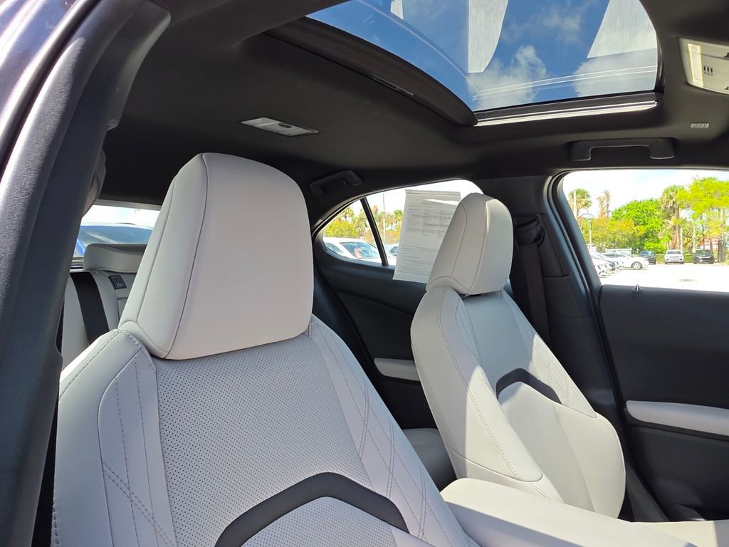 Used 2023 Lexus UX 250h FWD w/ Accessory Package (Z1) image 11