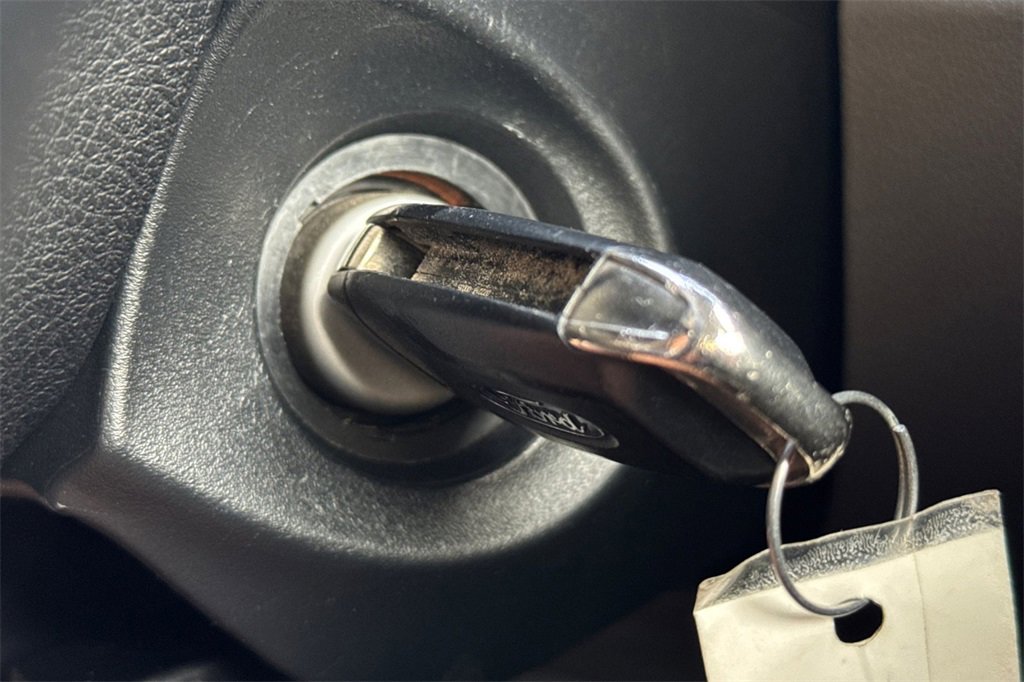 Used 2021 Ford Transit Connect XLT image 26