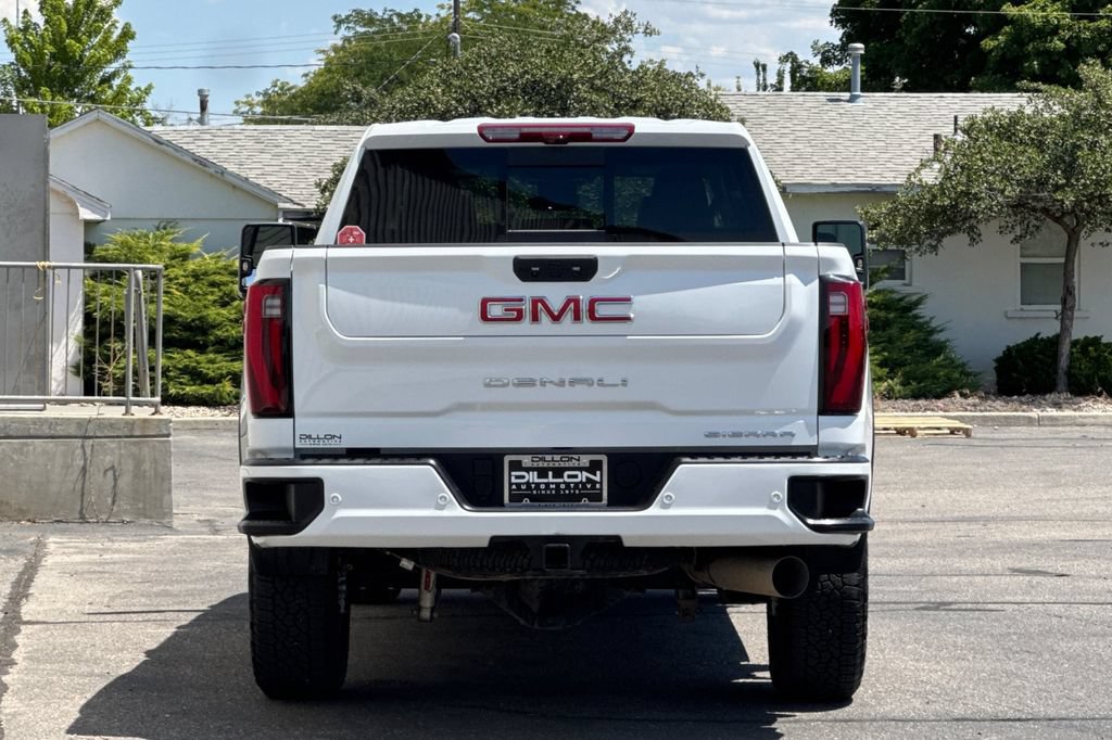 Used 2025 GMC Sierra 2500 Denali w/ Max Trailering Package AWD/4WD image 8