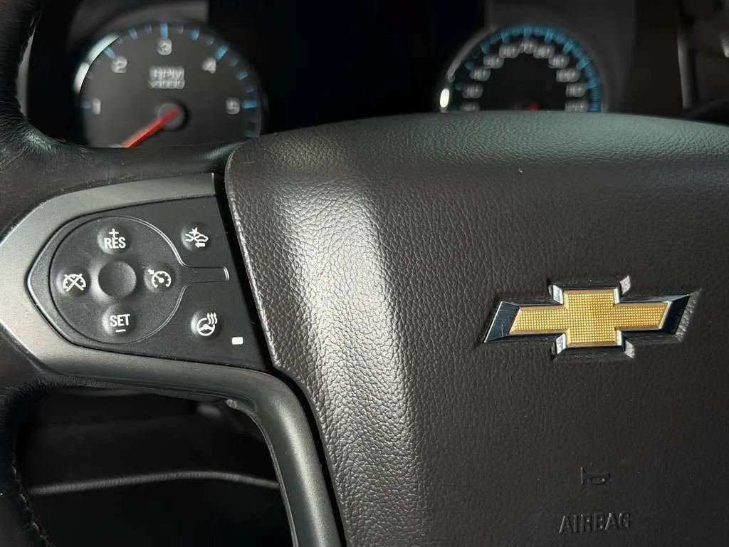 Used 2016 Chevrolet Suburban LTZ RWD image 31