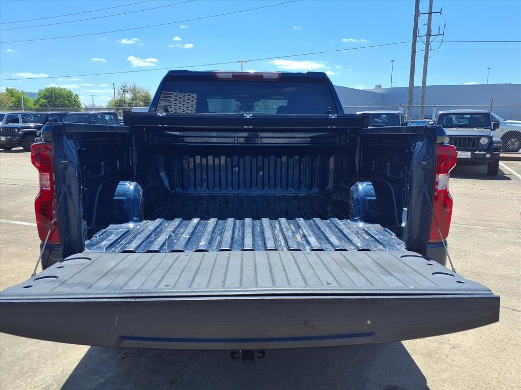 Used 2022 Chevrolet Silverado 1500 Custom image 11