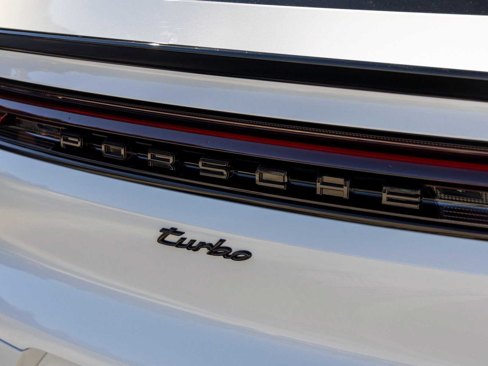 New 2025 Porsche Cayenne Turbo image 21