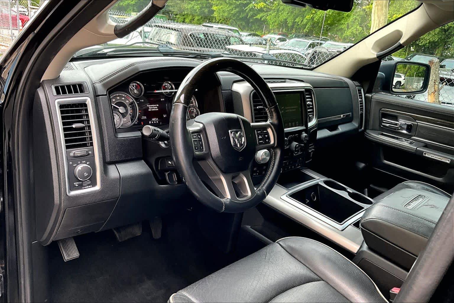 Used 2015 RAM 1500 Limited AWD/4WD image 17