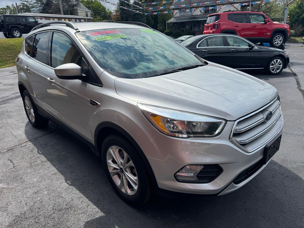 Used 2018 Ford Escape SE w/ SE Sync 3 Package image 8