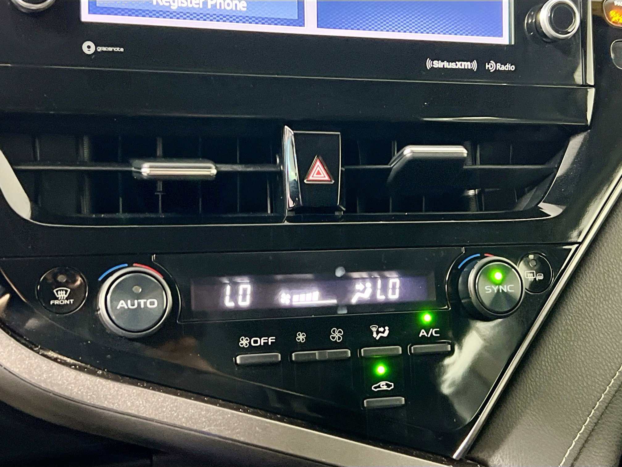 Used 2021 Toyota Camry SE w/ Audio Upgrade Package image 27