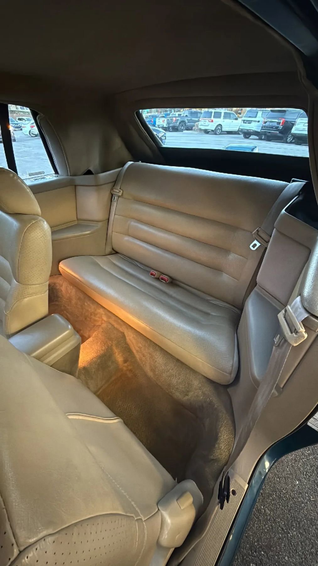 Used 1995 Chrysler LeBaron GTC FWD image 25