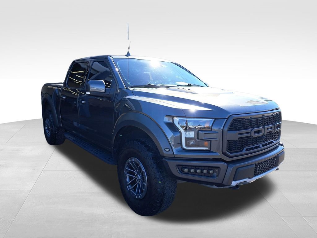 Used 2019 Ford F150 Raptor w/ Equipment Group 802A Luxury AWD/4WD image 8