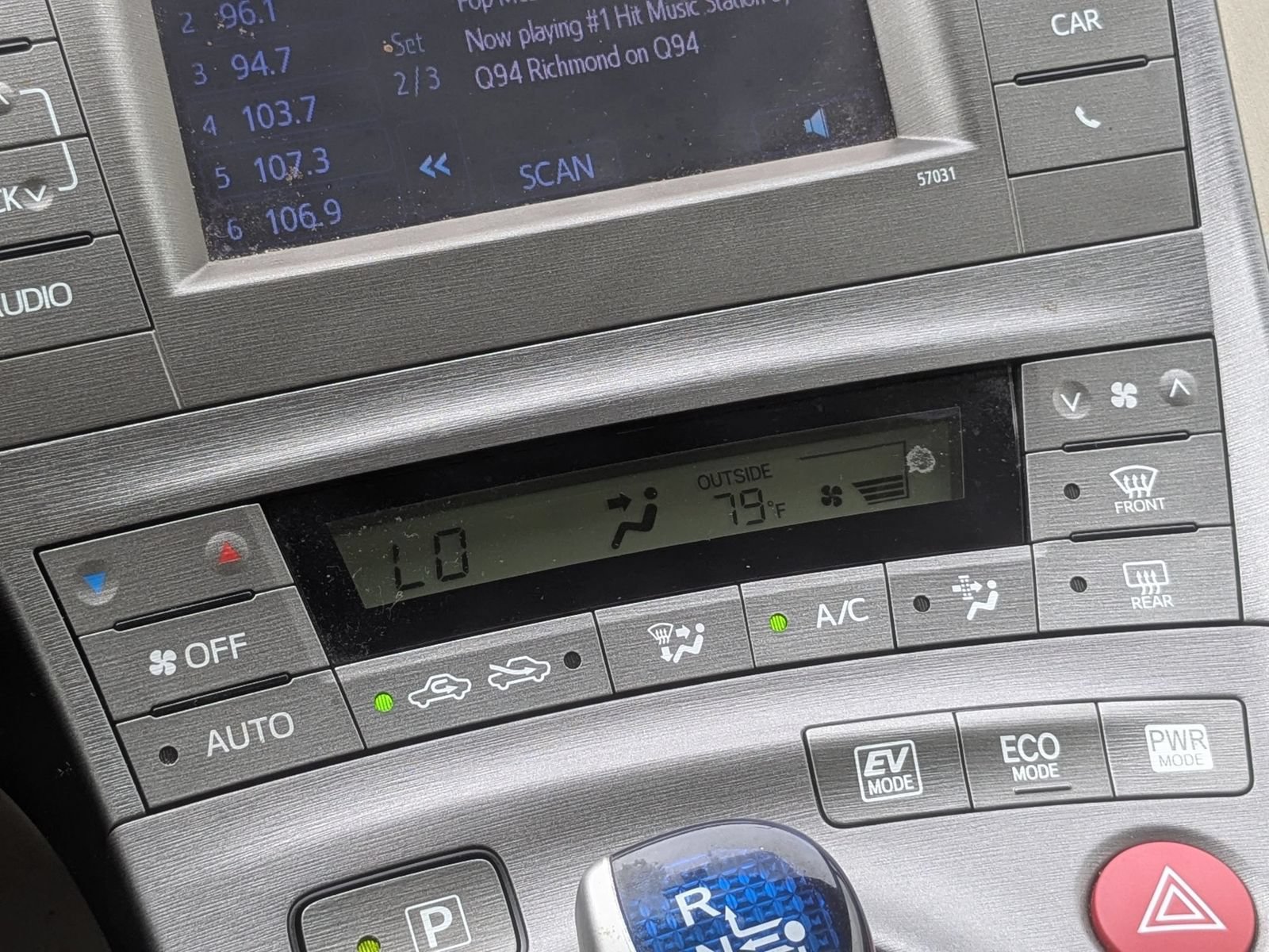 Used 2015 Toyota Prius Two FWD image 19