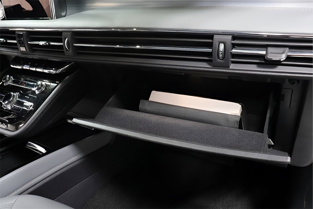 Used 2022 Lincoln Corsair FWD image 33