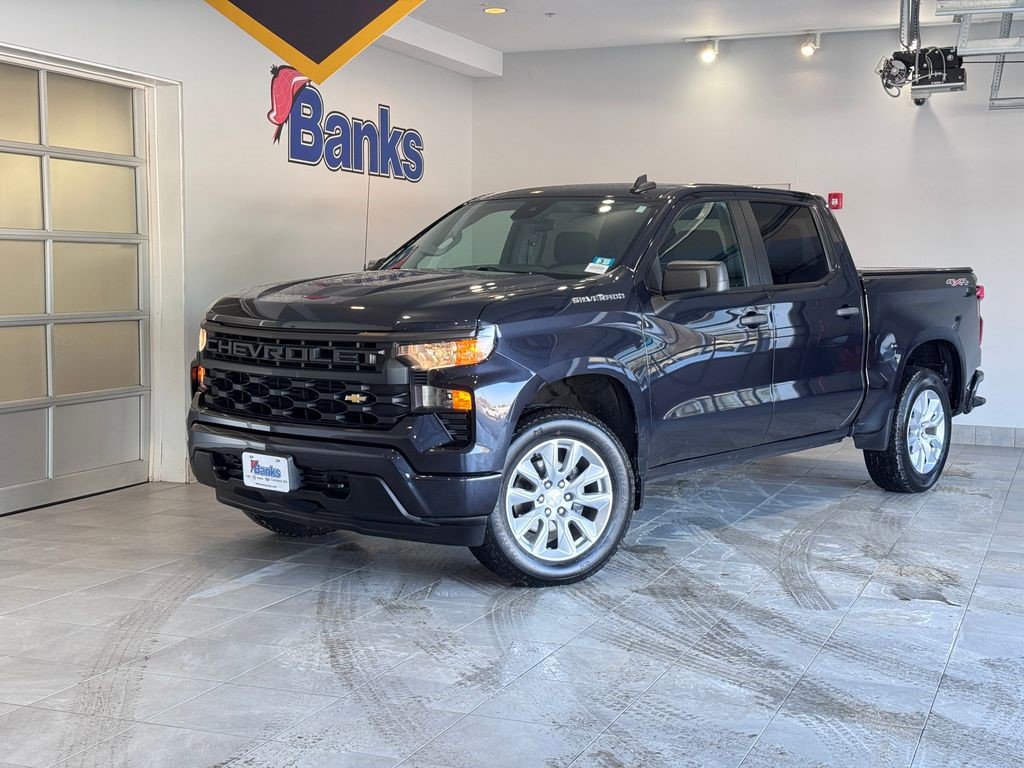 Certified 2022 Chevrolet Silverado 1500 Custom image 2