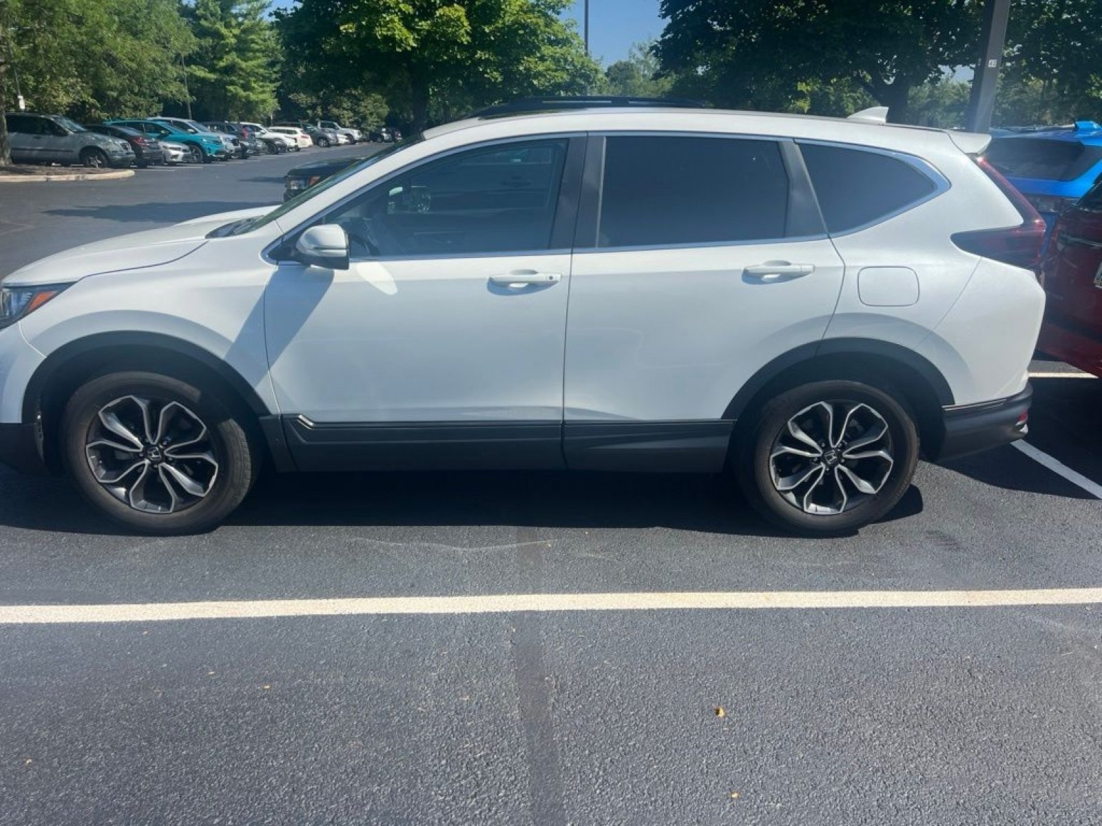 Used 2021 Honda CR-V EX image 2