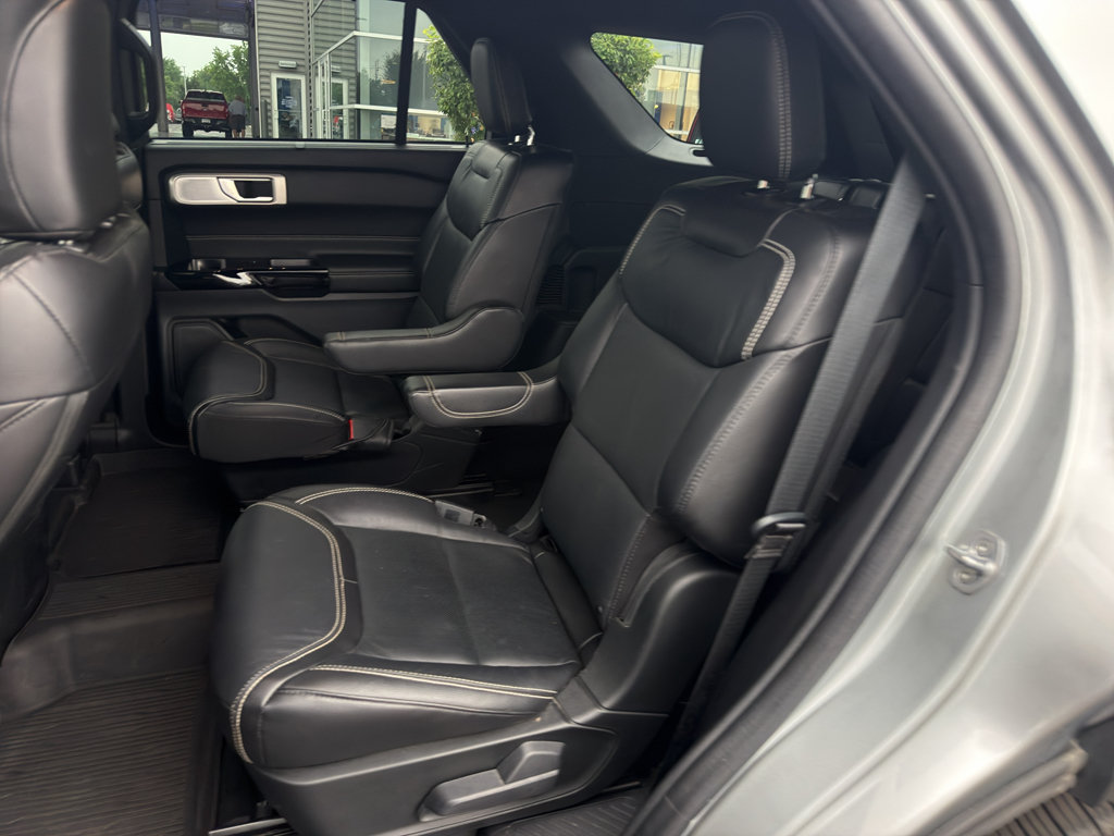 Used 2022 Ford Explorer ST w/ Equipment Group 401A AWD/4WD image 17