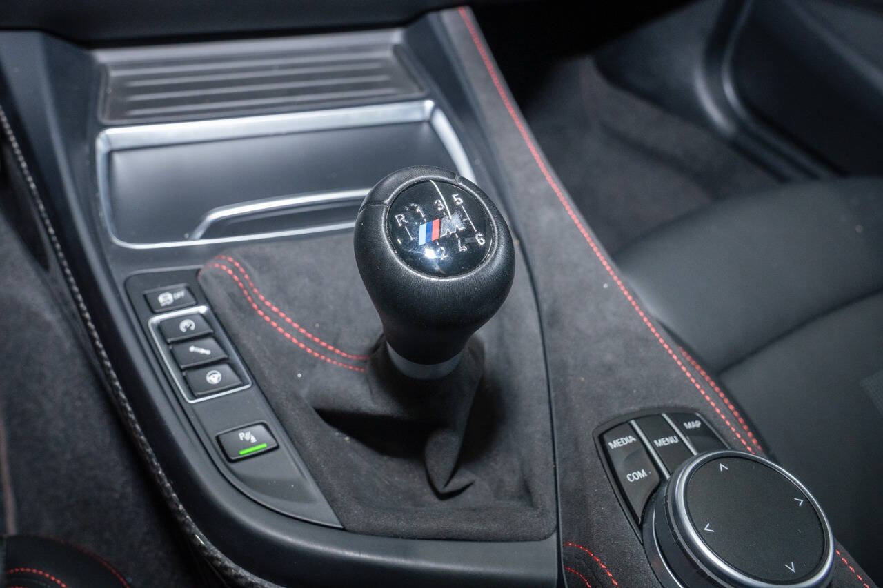 Used 2020 BMW M2 CS RWD image 40