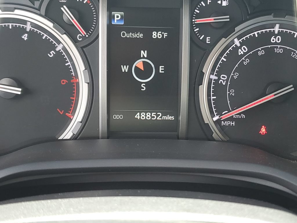 Used 2024 Toyota 4Runner Limited AWD/4WD image 24