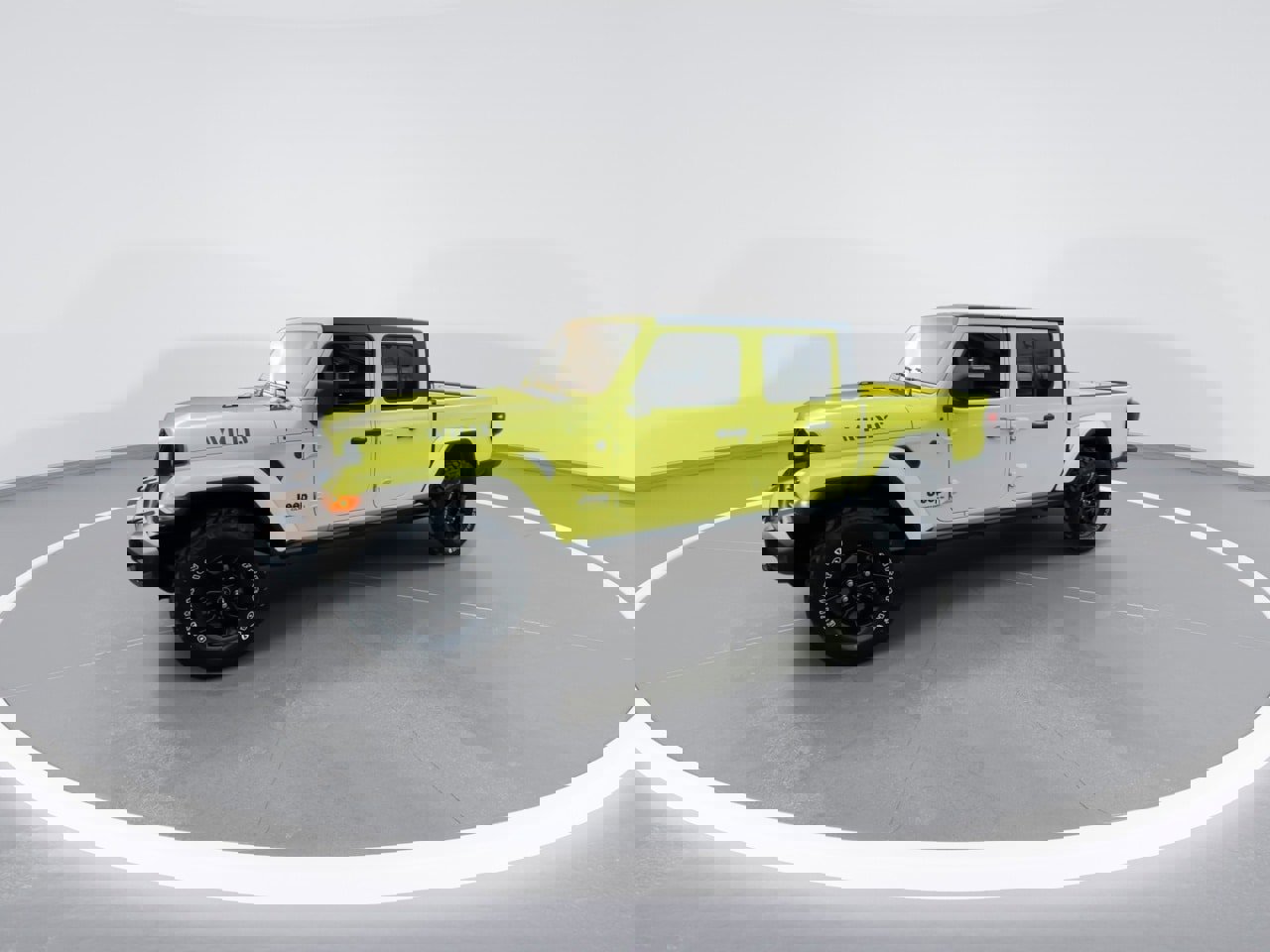 Used 2023 Jeep Gladiator Willys image 9