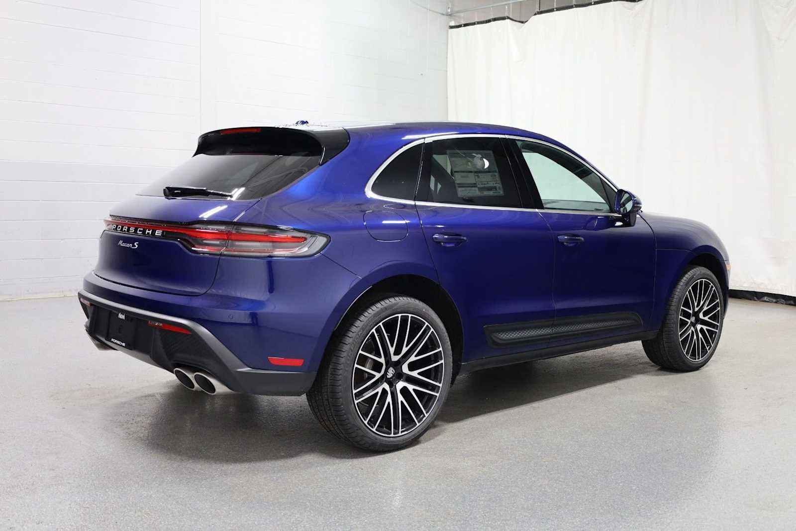 Certified 2026 Porsche Macan S image 9
