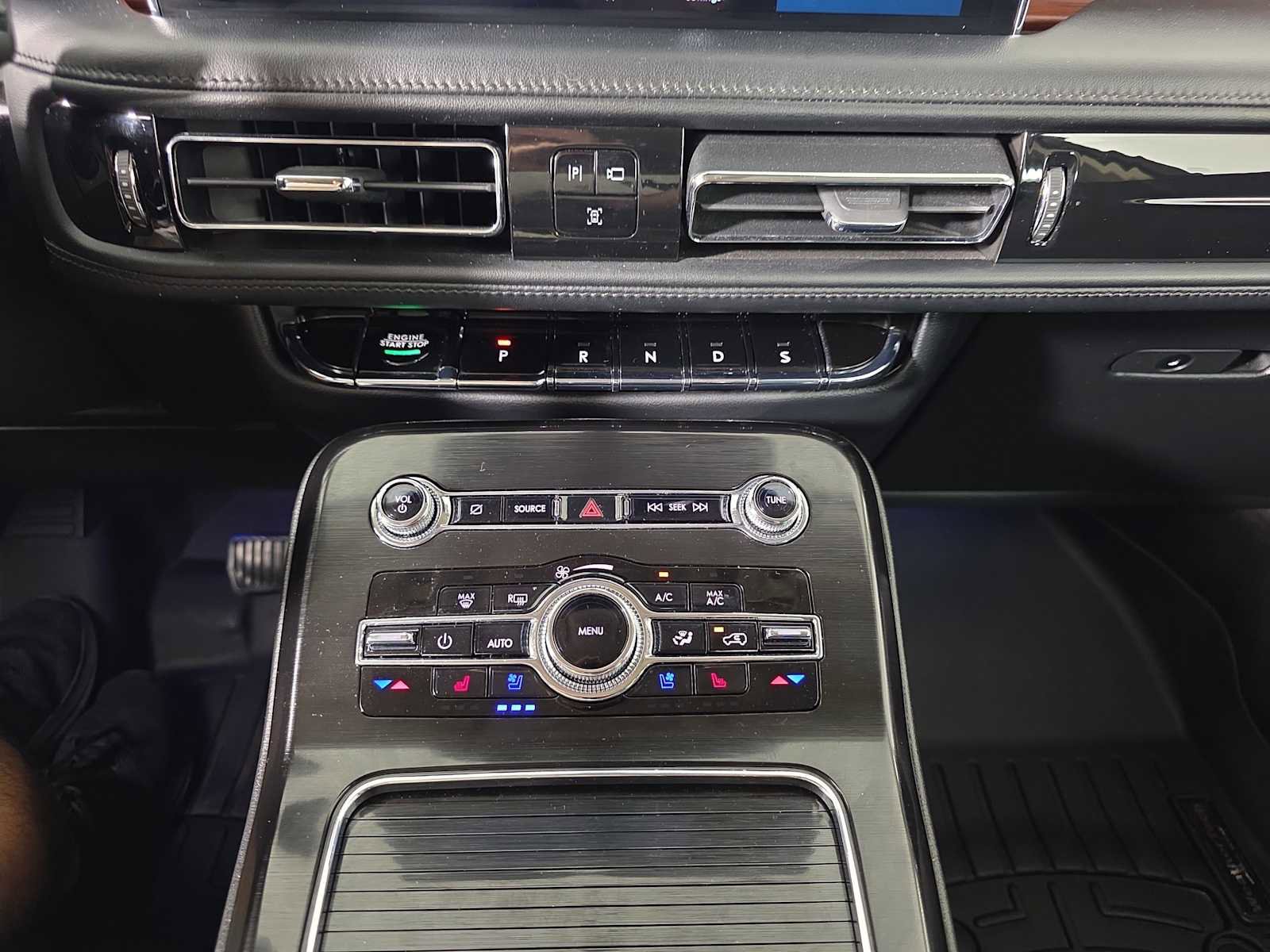 Used 2022 Lincoln Nautilus Reserve image 30