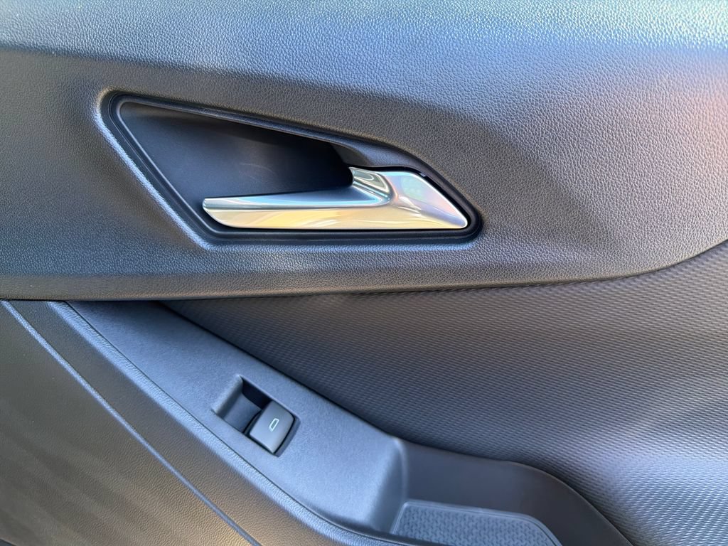 New 2027 Chevrolet Equinox LT AWD/4WD image 23