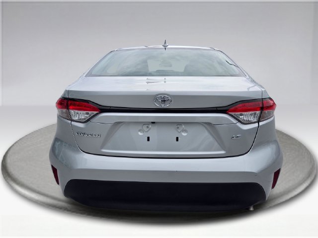 Used 2023 Toyota Corolla LE FWD image 12