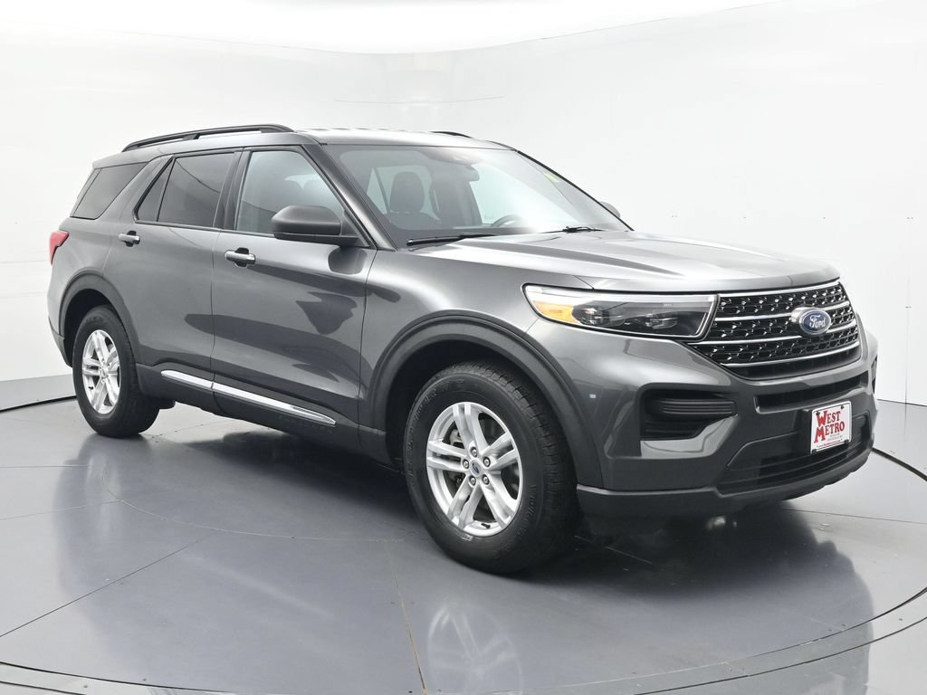 Used 2020 Ford Explorer XLT w/ Comfort Package AWD/4WD image 7