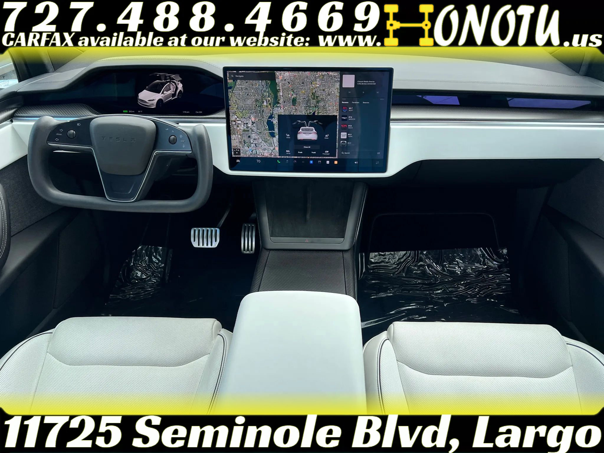 Used 2022 Tesla Model X Plaid image 11