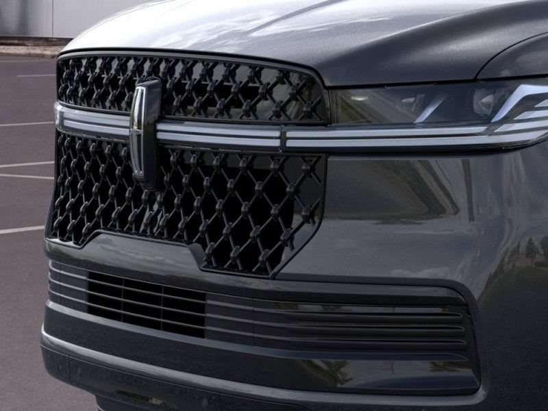 New 2026 Lincoln Navigator Black Label AWD/4WD image 17